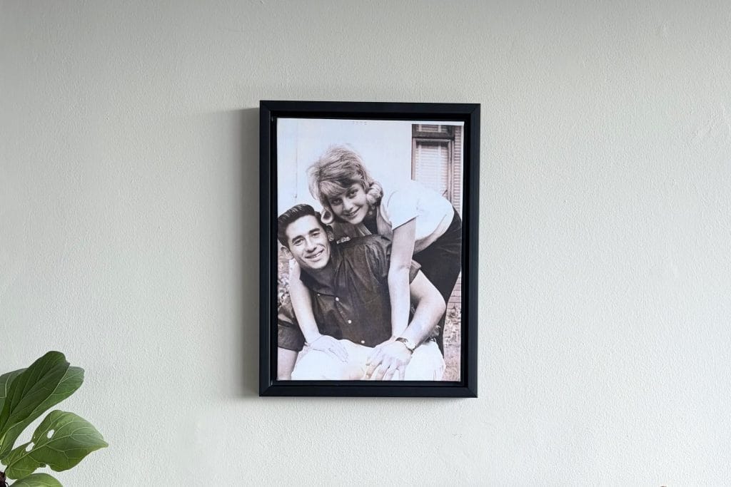 Momento Canvas Print Framed